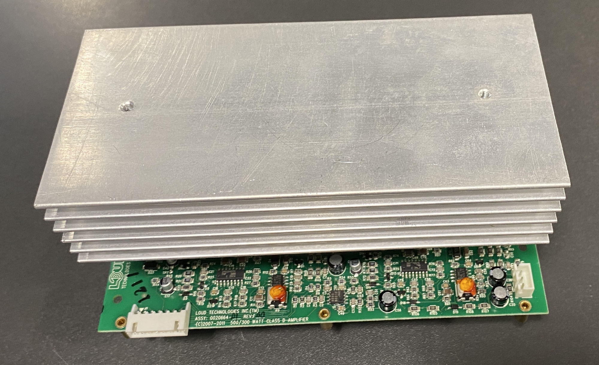 0020664-01 - CLASS D AMP  300W  ASSY PCB